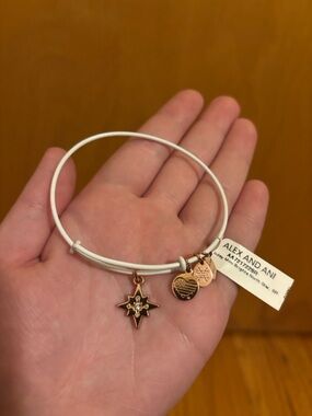Alex and Ani Holiday Mini Brights North Star Rose Gold Bangle NWT